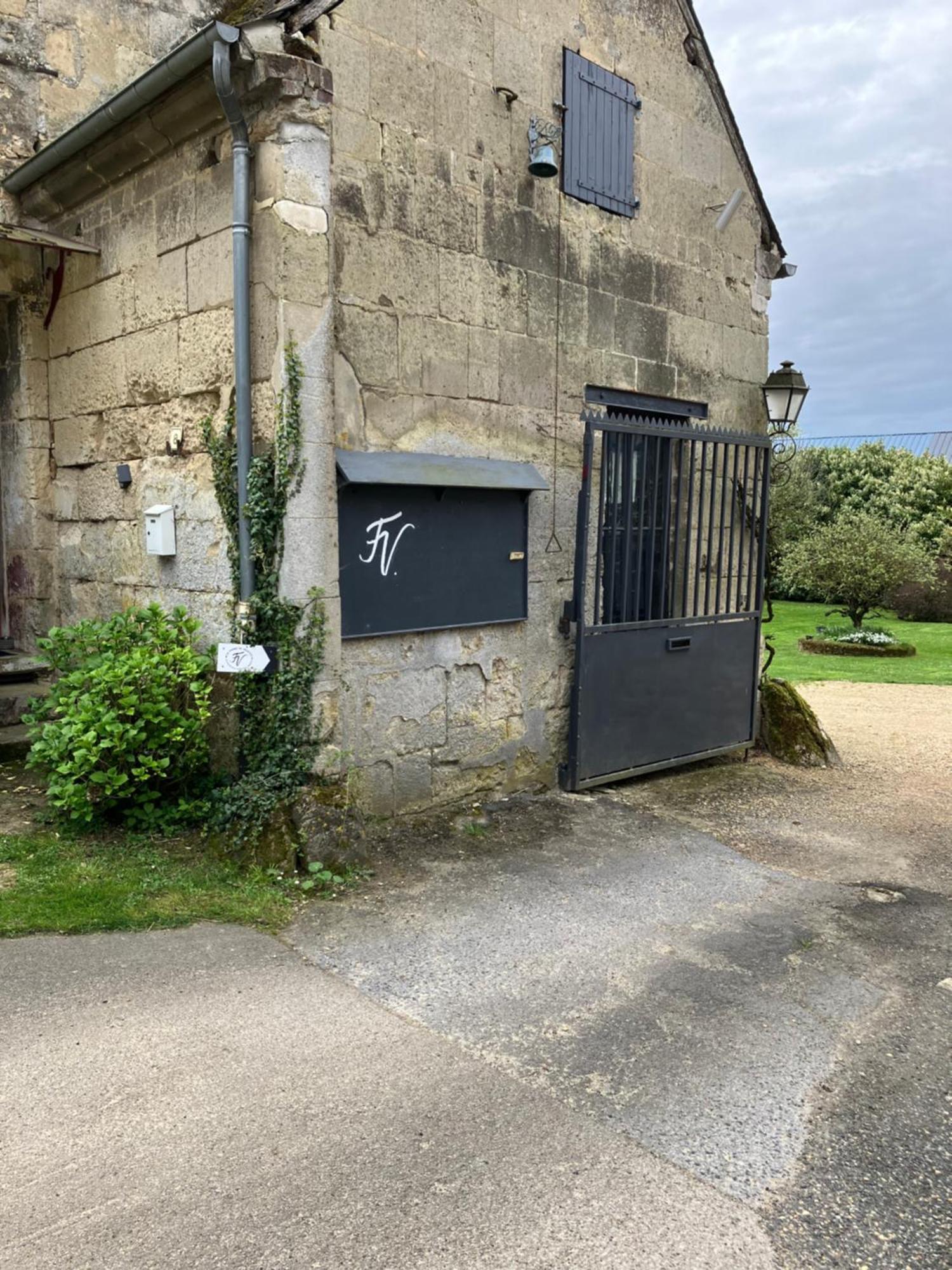 La Ferme De Valeuse Bed & Breakfast Morienval ภายนอก รูปภาพ